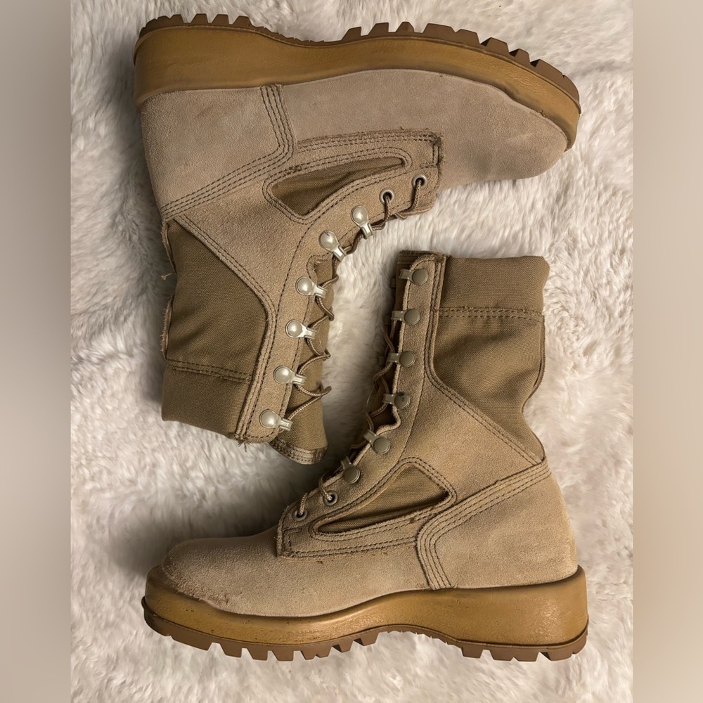Wellco Deseret Tan HOT WEATHER FLAME RESISTANT VIBRAM SOLE COMBAT BOOT Size 5.5 - Picture 2 of 9